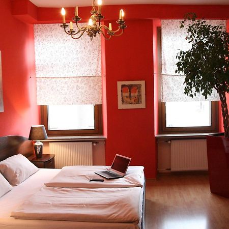 Stadthotel Handelshof Трир Екстериор снимка